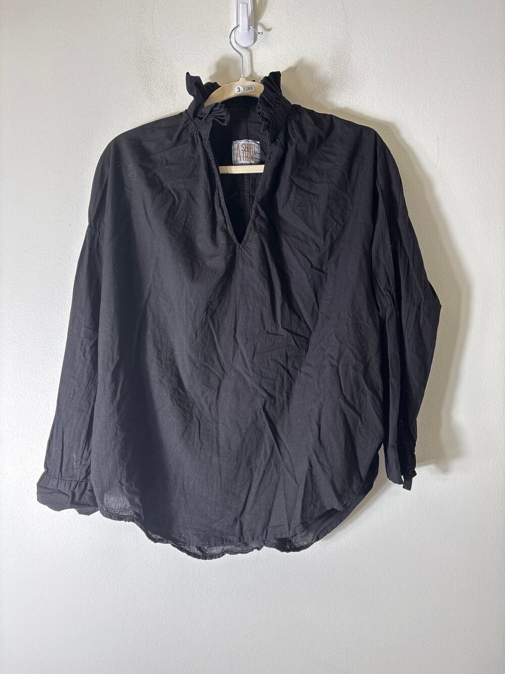 A Shirt Thing Black Long Sleeve Cotton Ruffle Collar Shirt Sz P
